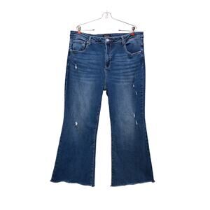 Wild Oak Boutique LA X RISEN Jeans 3X Stretch Flare Raw Hem Denim Distressed